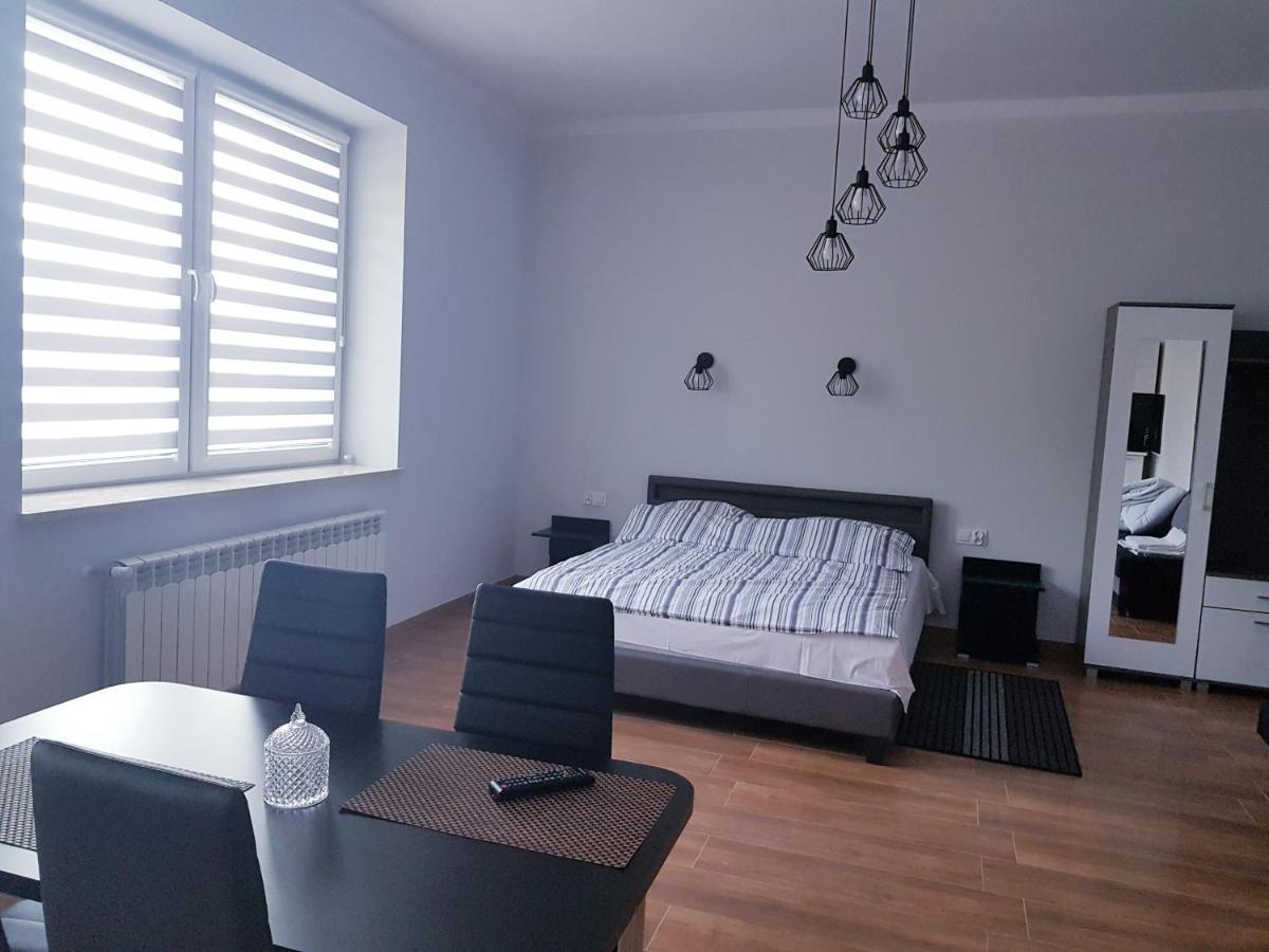 Apartamenty Polna Ostrowiec Swietokrzyski Exterior photo